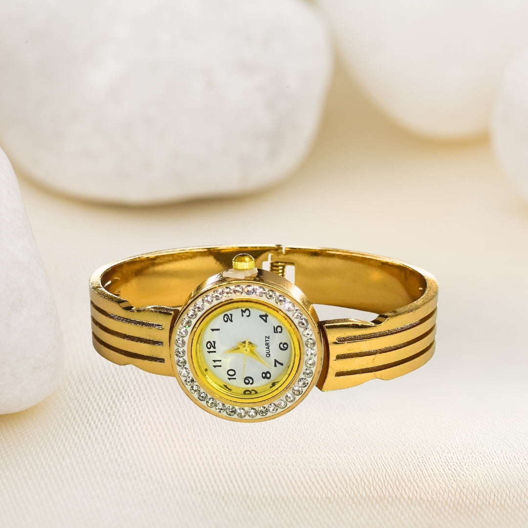 Women’s Gold Bracelet Watch – Crystal Round Dial