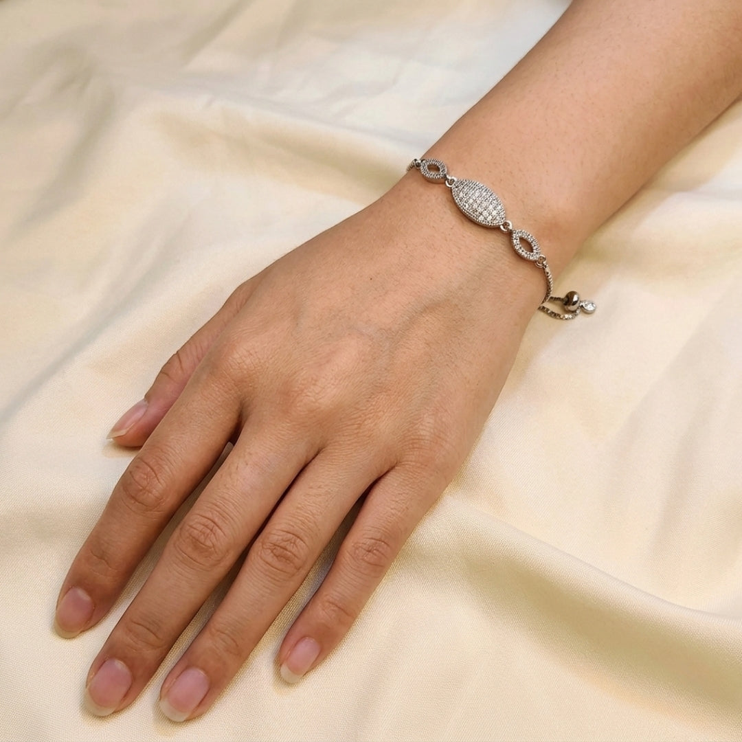 Silver-Plated Sparkling Oval Chain Bracelet | Premium Artificial Jewelry for Women