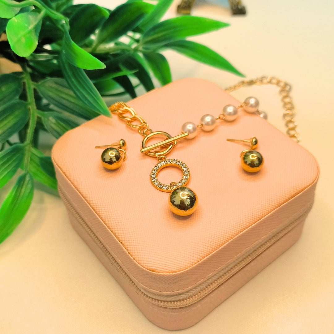 Pyari Jewellery Elegant Pearl & Gold Chain Necklace Set with Round Pendant